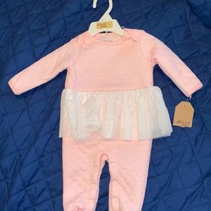 New with tags chick pea bodysuit